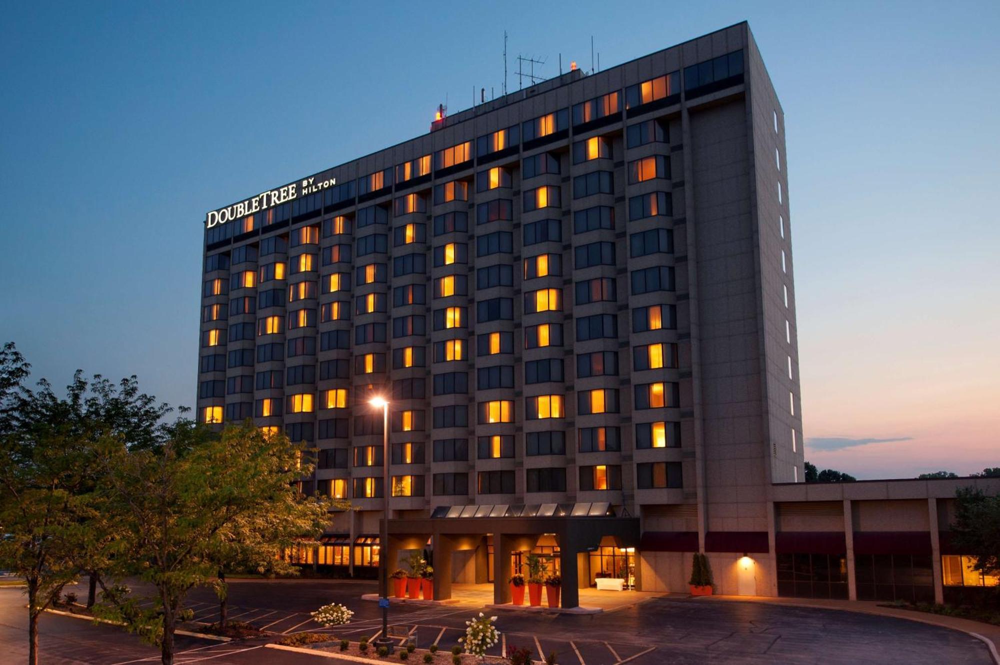 Doubletree By Hilton Hotel St. Louis - Chesterfield Eksteriør billede