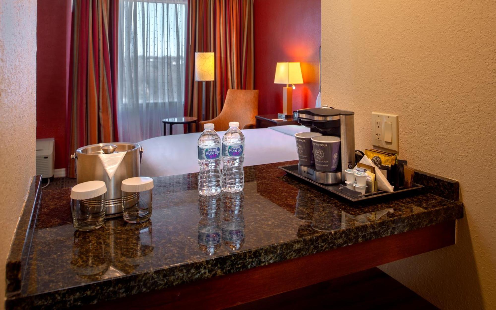 Doubletree By Hilton Hotel St. Louis - Chesterfield Eksteriør billede